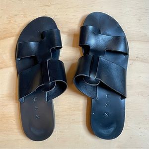 Black Ios Kyma Sandal